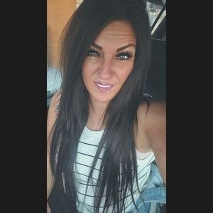 Meet your Posher, Tonya